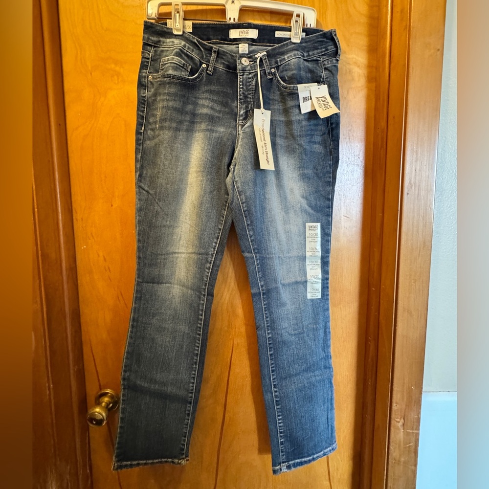Vintage America Women's Straight-Leg Jeans NWT